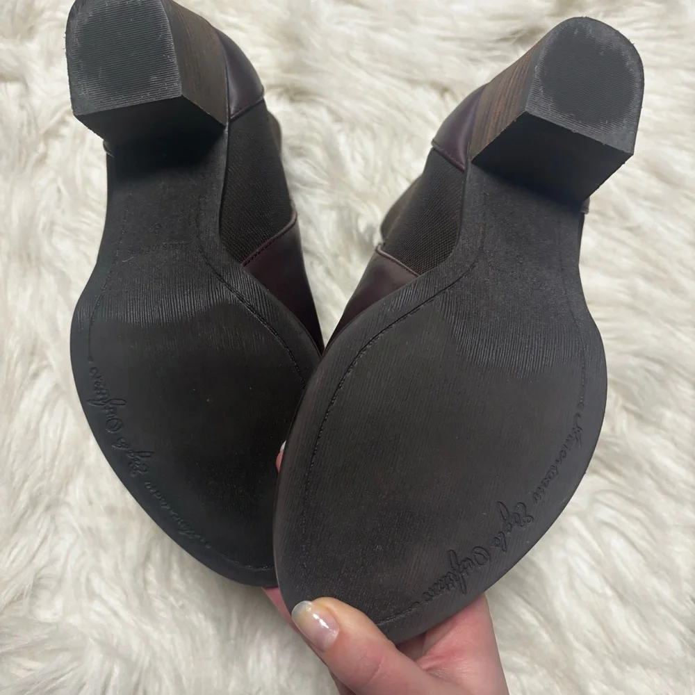 American Eagle Maroon Buckle Stacked Heel Booties size Women’s 8
